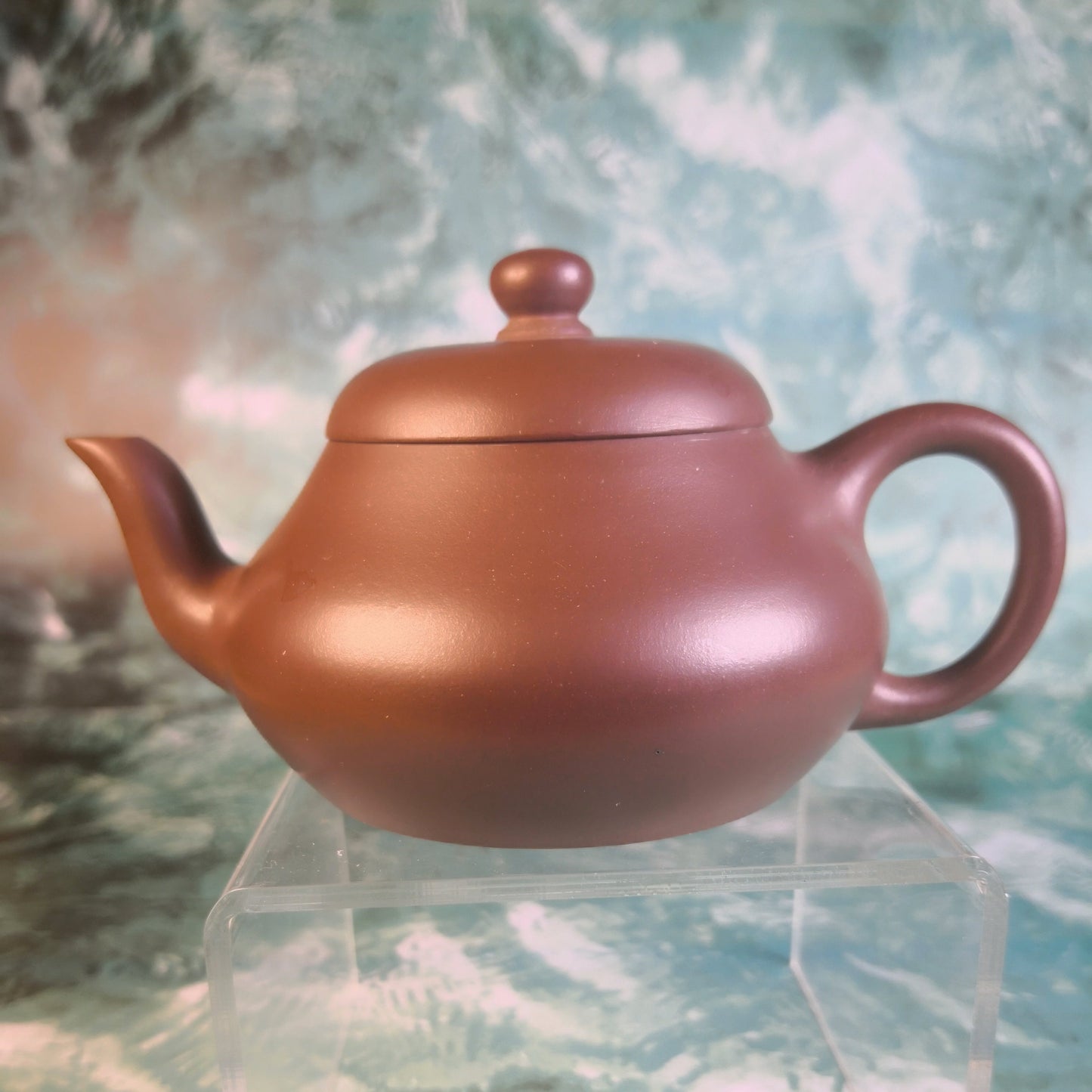 Zisha teapot Pear-shaped, handmade by Studio Craftsmanship