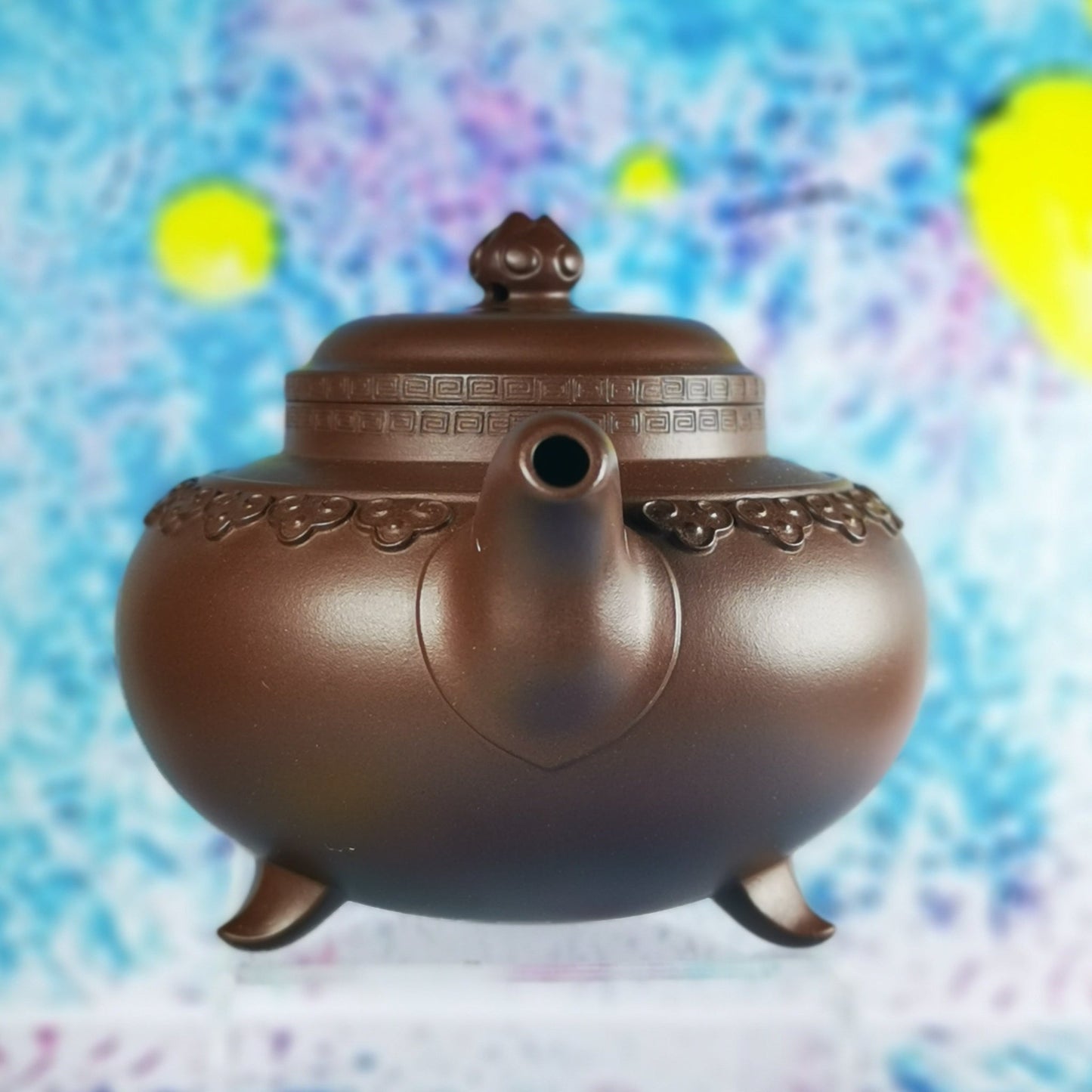 Zisha teapot Yun Jian Ru Yi, handmade by Artist Level 2, CAO Lan Fang 曹兰芳 L2-2011 紫泥“三脚云肩如意”