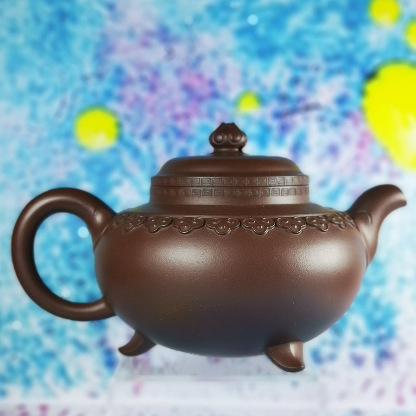 Zisha teapot Yun Jian Ru Yi, handmade by Artist Level 2, CAO Lan Fang 曹兰芳 L2-2011 紫泥“三脚云肩如意”