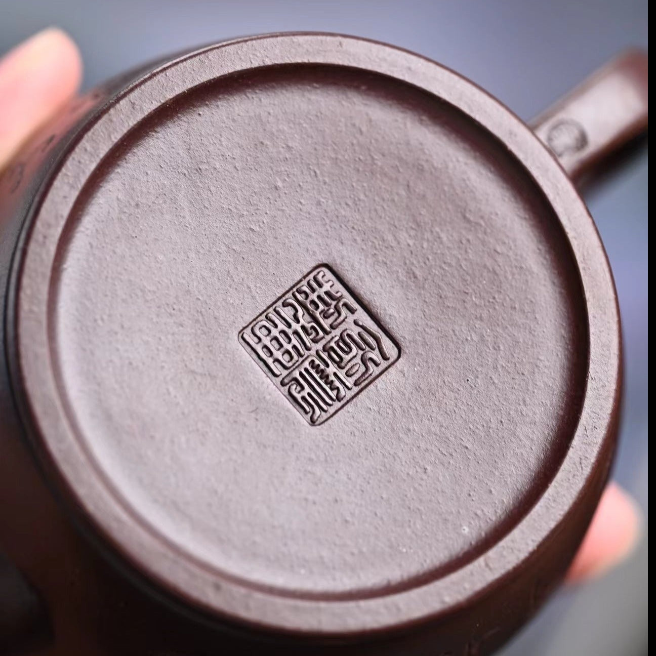 Zisha teapot Han Wa, handmade by artist Level 3, YU Zhen(L3-2018)Zi Ni