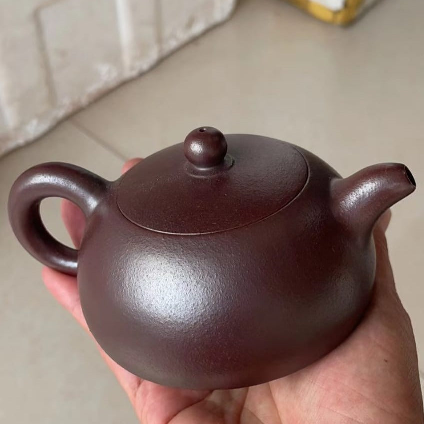 Zisha teapot Half Moon (BAN YUE), handmade by artist Level 3, SHENG Zhong Jie（L3-2015）Shi Hong, Zhu Ni
