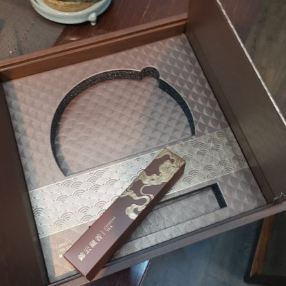Tea Cake Gift Box with Tea Knife and Carrying Bag