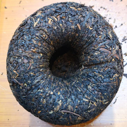 LZGC Yi Wu Shou PuEr Tuo Cha 易武 普洱熟茶 250g,2001
