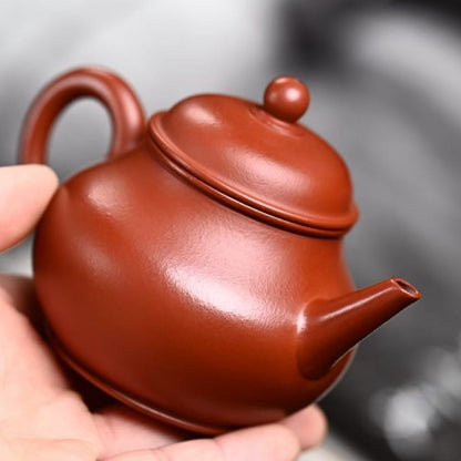Zisha teapot Guava-shaped by artist Level 5, JIANG Chen（L5-2015）Zhu Ni
