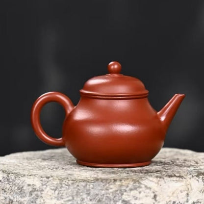 Zisha teapot Guava-shaped by artist Level 5, JIANG Chen（L5-2015）Zhu Ni