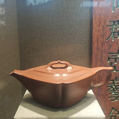 Zisha teapot collection by Level 1A Grandmasters, FAN Wei-Qun  范伟群 Indicative price