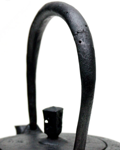 Kikko Gata Shape Japan Tetsubin Iron Kettle by Koizumi Nizaemon XI