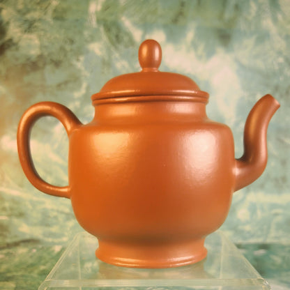 Zisha teapot Gong Deng, handmade by Studio Craftsmanship WANG Jian-Zhong,Zu Ni
