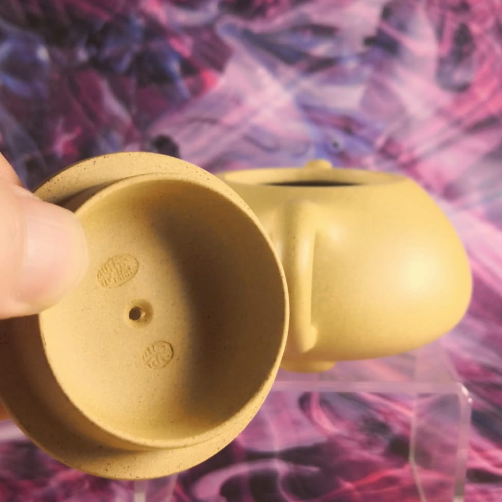 ZISHA TEAPOT SHI PIAO, HANDMADE BY ARTIST LEVEL 4, ZHANG KE 张轲 (L4-2021) 黄金段泥 石瓢